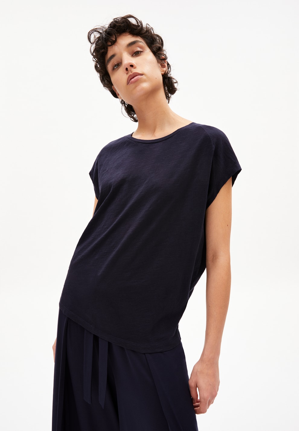 T-shirt - Oneliaa | Loose Fit | Night Sky