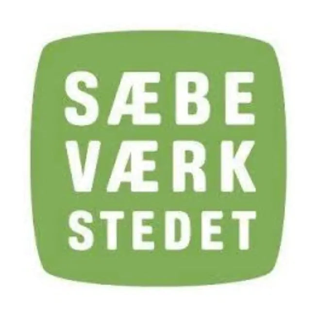 Sæbeværkstedet (Saebewerkstedet) Logo – handgemachte Naturseifen aus nachhaltigen und natürlichen Zutaten, inspiriert von Reinheit und Einfachheit.