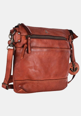 Umhängetasche Isalie Harbour 2nd gezeigt aus gewaschenem Rindleder | charming cognac | handgefertigt | Rechtsprofil