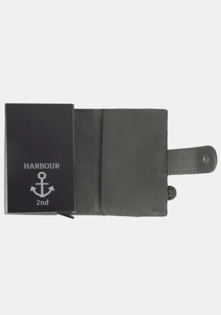 Geöffnete Harbour 2nd Geldbörse Robin 2 in Forest Green – Innenansicht mit ausgezogener Kartenhaltermechanik und Scheinfach