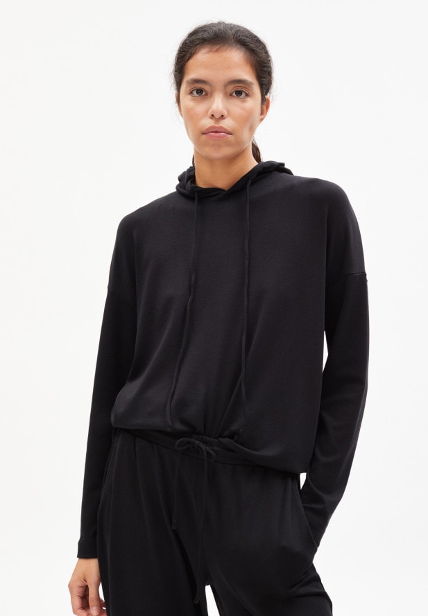 Navaa - Black